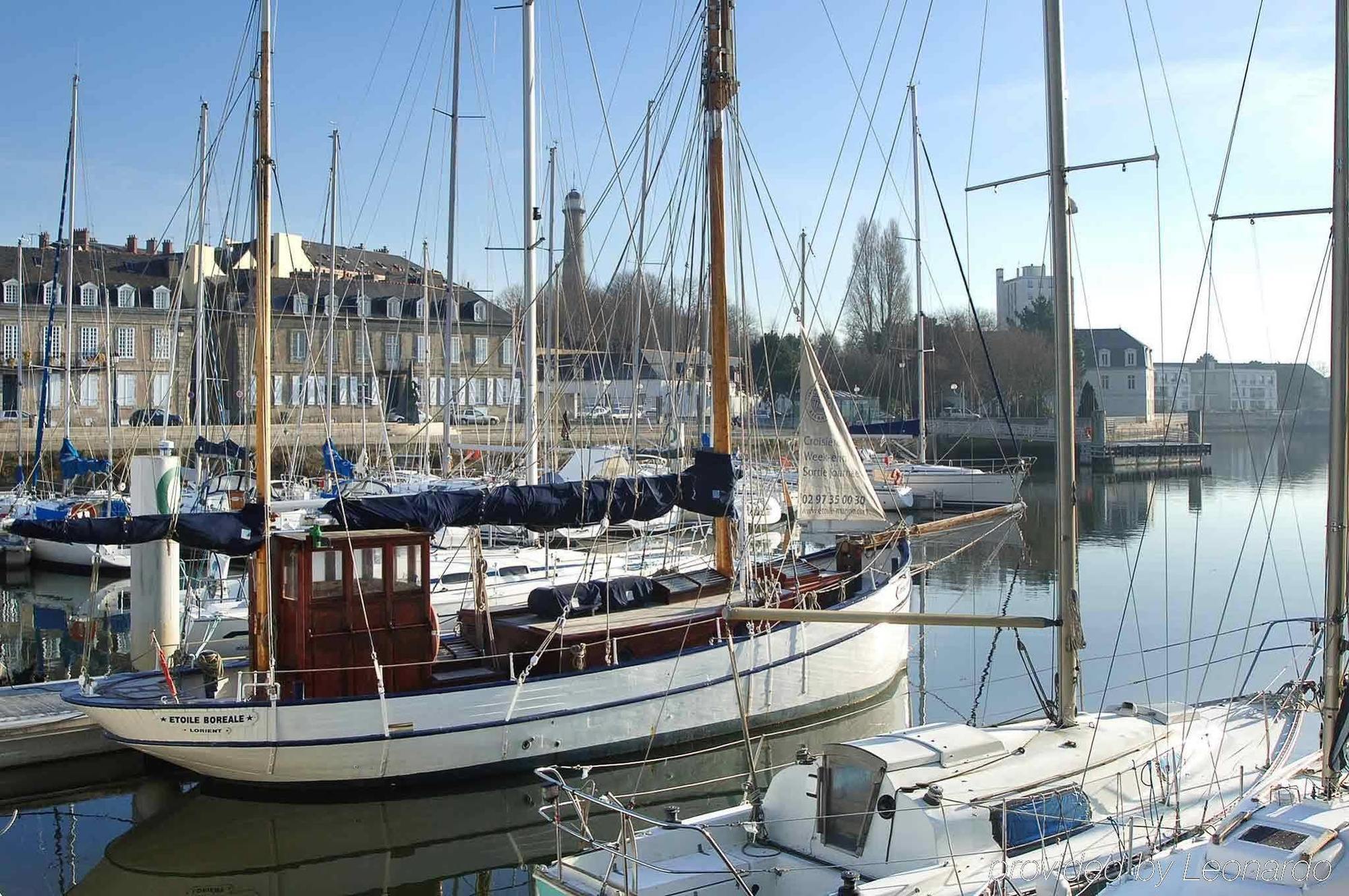 Ibis Lorient Centre Gare Hotel Exterior photo